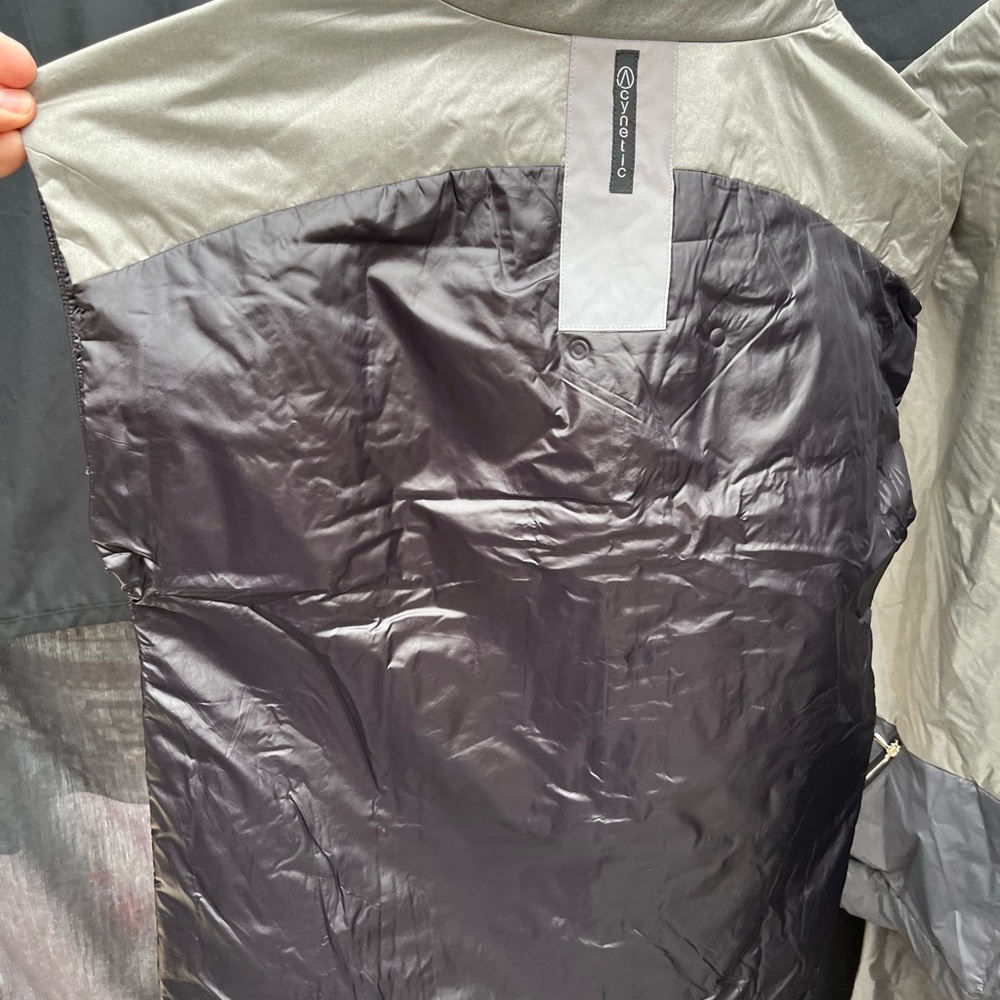 Acynetic Vest
